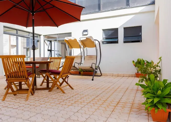 Silverstone Apartment Deluxe 1 Bedroom With A View , Gym & Pool - Kilimani